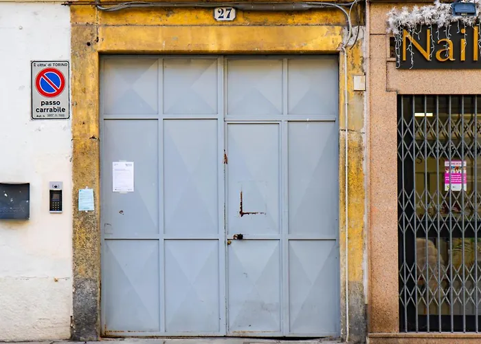 The Black Sheep, Airco - No Lift *