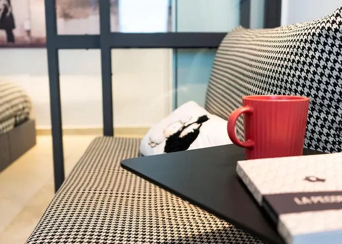 The Black Sheep, Airco - No Lift 公寓 *